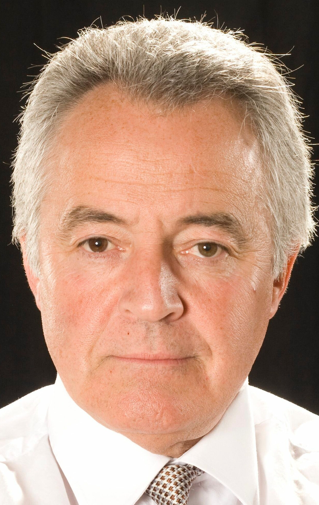 фото Расселл Робертс