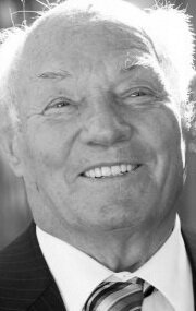 фото Енё Бузански