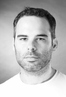 фото Манолис Эммануэль