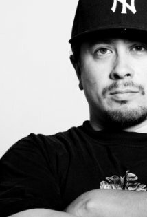 фото Эндрю Кисино