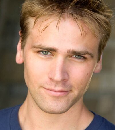 фото Йен Новик