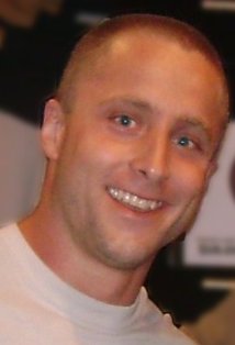 фото Дерек Нолан