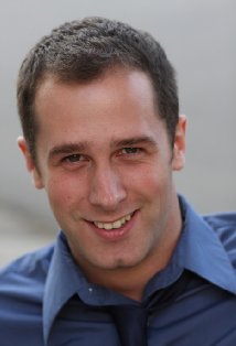 фото Расселл Уэли