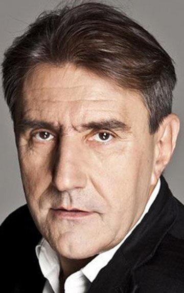 фото Карой Эперьеш