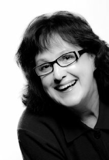 фото Элизабет Харнетт