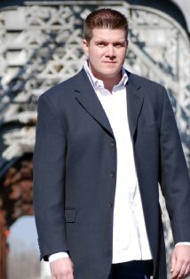 фото Уолт Холлис