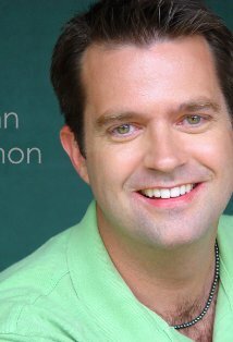 фото Джон Коннон