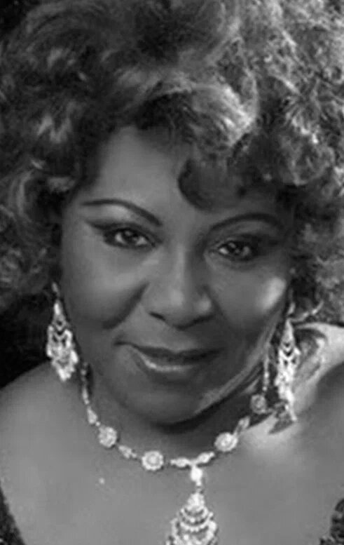 фото Сандра Ривз-Филлипс