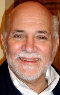 фото Рон Ковик