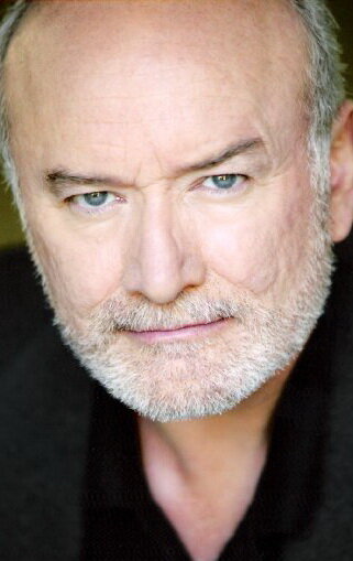 фото Эдвард Джеймс Хайланд