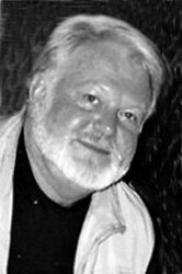 фото Леон Паунолл