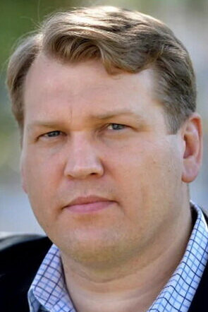 фото Крис Новински