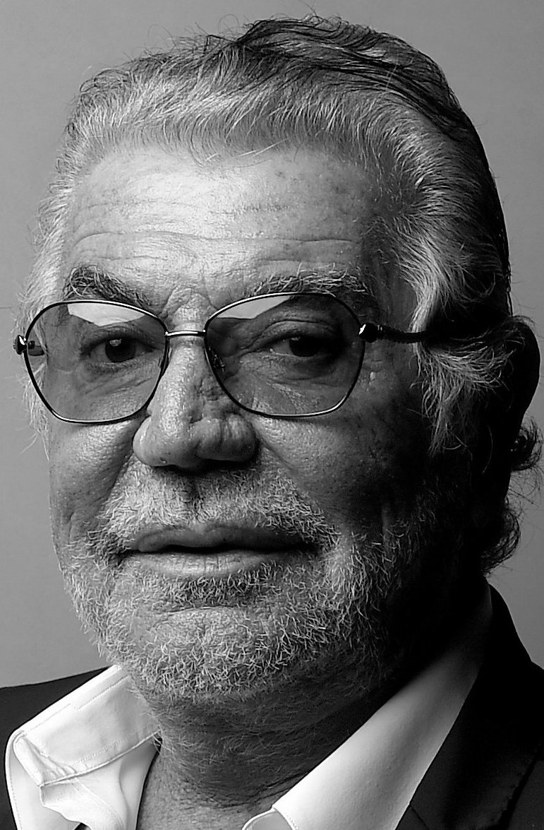 фото Роберто Кавалли