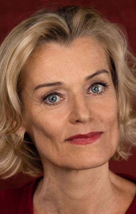 фото Эмма Клементи