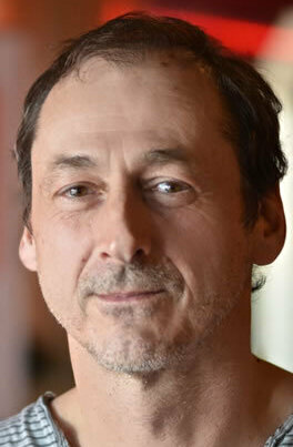 фото Люк Пикар