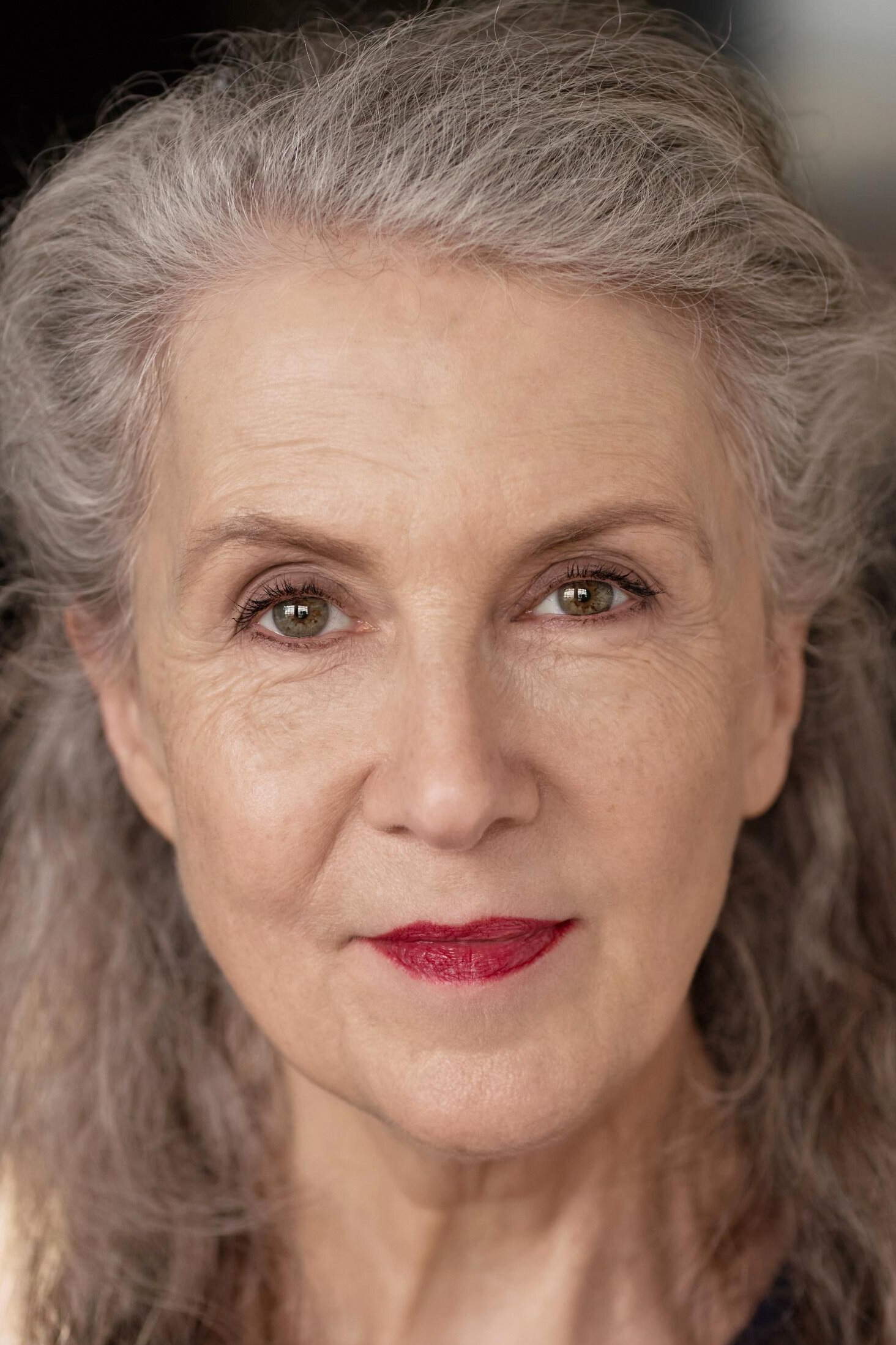 фото Дебра Лоуренс