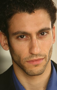 фото Адам Чекман