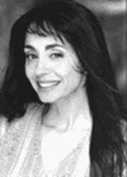 фото Соня Болл