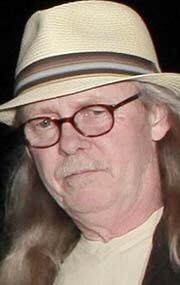 фото Джон Стюарт