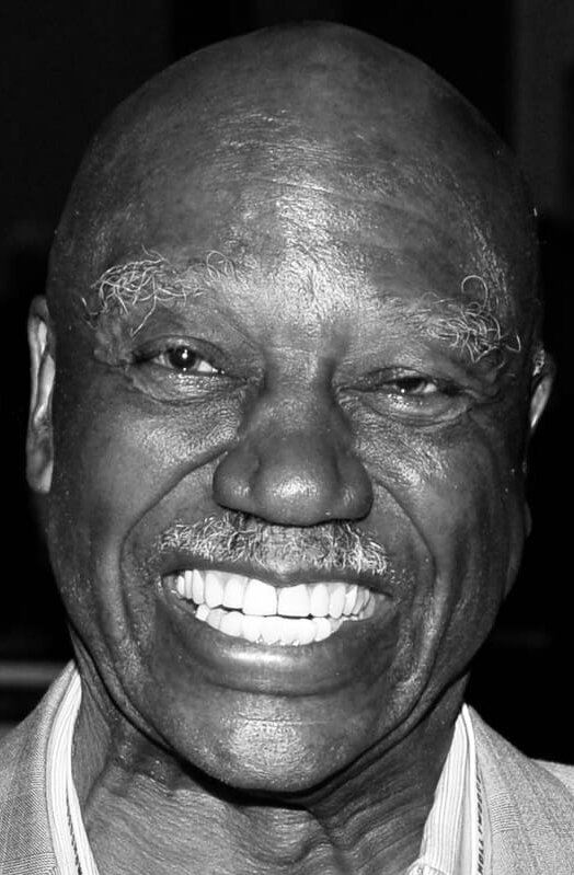 фото Тони Бертон