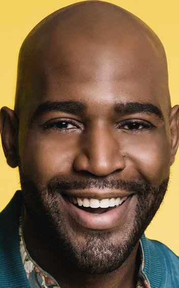 фото Карамо Браун