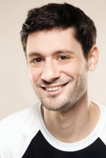 фото Адам Ньюман