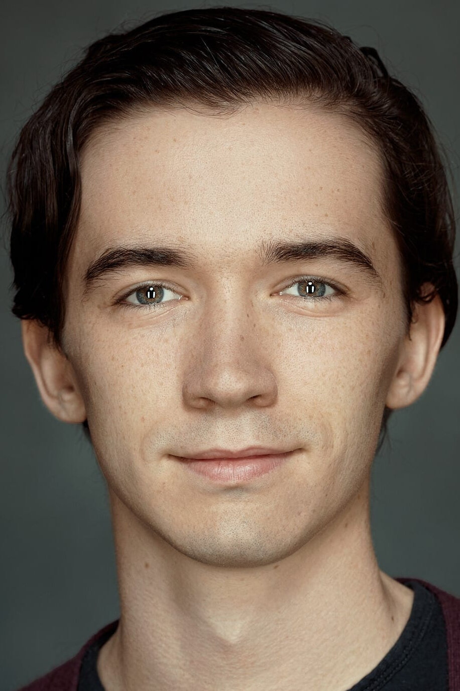 фото Лиам Эйкен