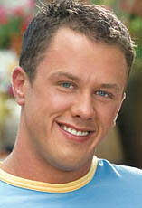 фото Корт Донован