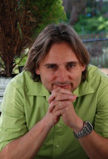 фото Дэниэл Серда