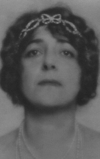 фото Фрэнсис Алда