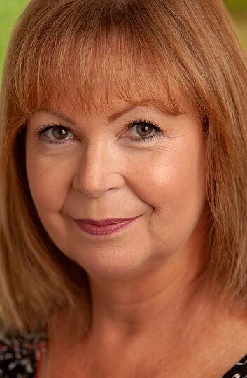 фото Ниа Трасслер Джонс