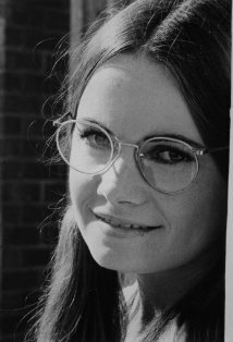 фото Дайян Халл