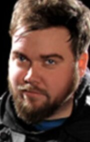 фото Хейден Блейдс