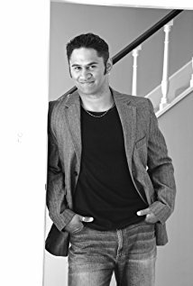 фото Майк Джонатан