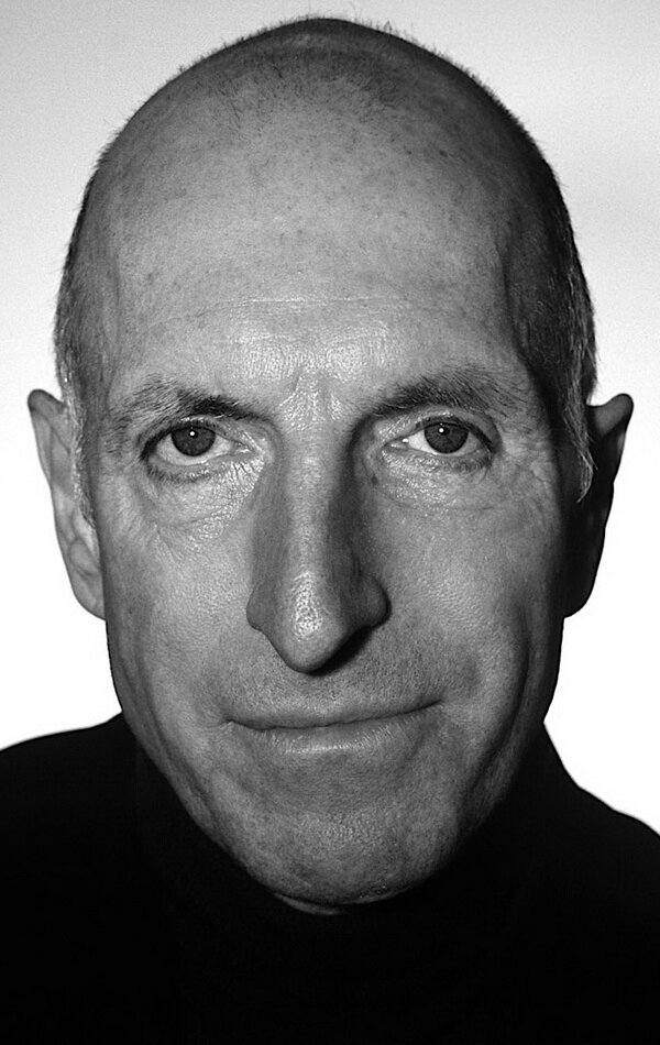 фото Ричард Стрэйндж