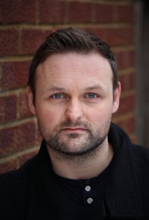 фото Пол Чарлтон