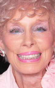 фото Джеки Голдберг