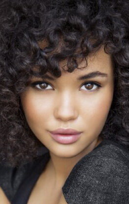 фото Изабелла Пешардт