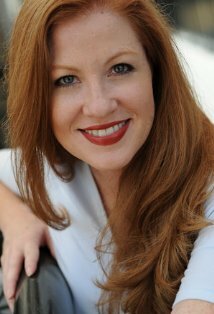 фото Энджел Мэйнард