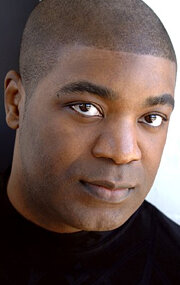 фото Невилл Уайт