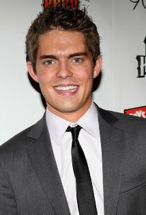 фото Кайл Шерман