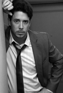 фото Том Мортон