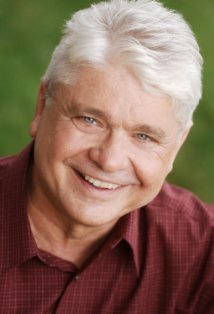 фото Логан Фрай