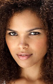 фото Сонали Костилло