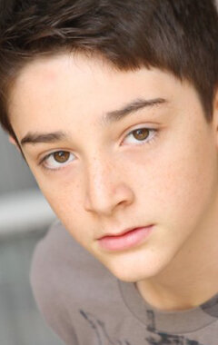 фото Аарон Рефвем