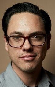 фото Адам Донахи