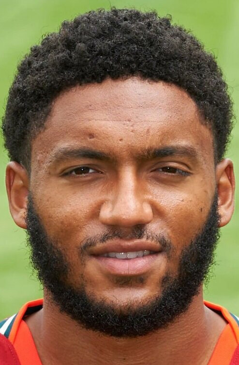 фото Джозеф Гомес