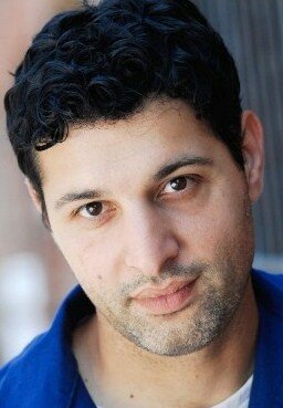 фото Джонни Джикалон