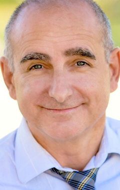 фото Дин Кэмерон