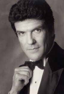 фото Майкл Сантьяго